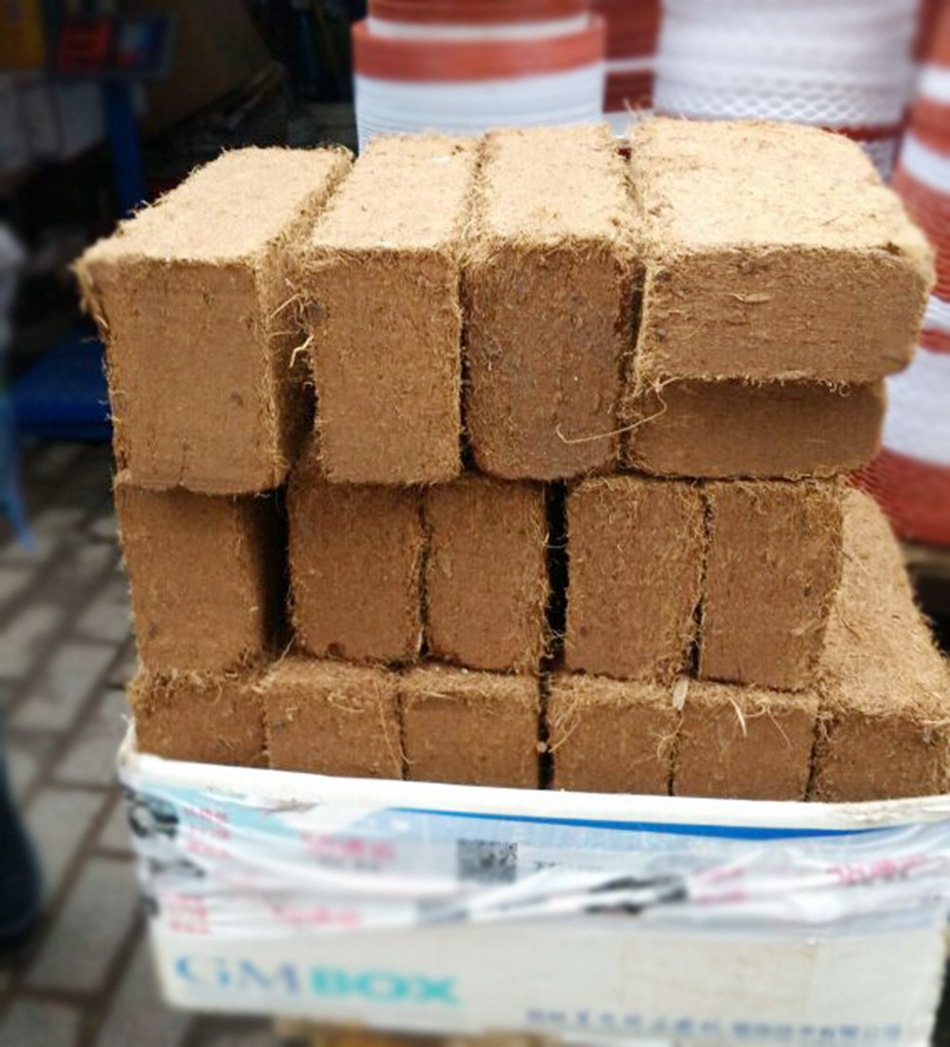 压缩椰糠砖土 育苗基质 粗细椰糠 无土栽培 多肉花卉蔬菜营养土