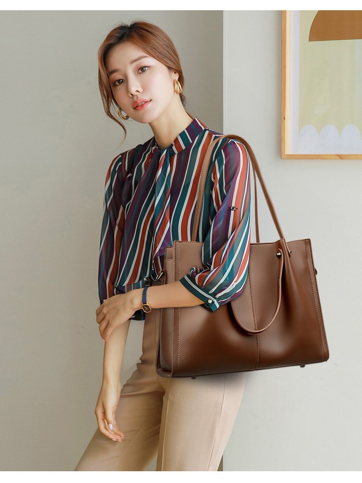 Big Bag Tote Bag 2024 New Women's Bag Portable Special-Interest Design Pleated Shoulder Crossbody Fashion High Sense Bag