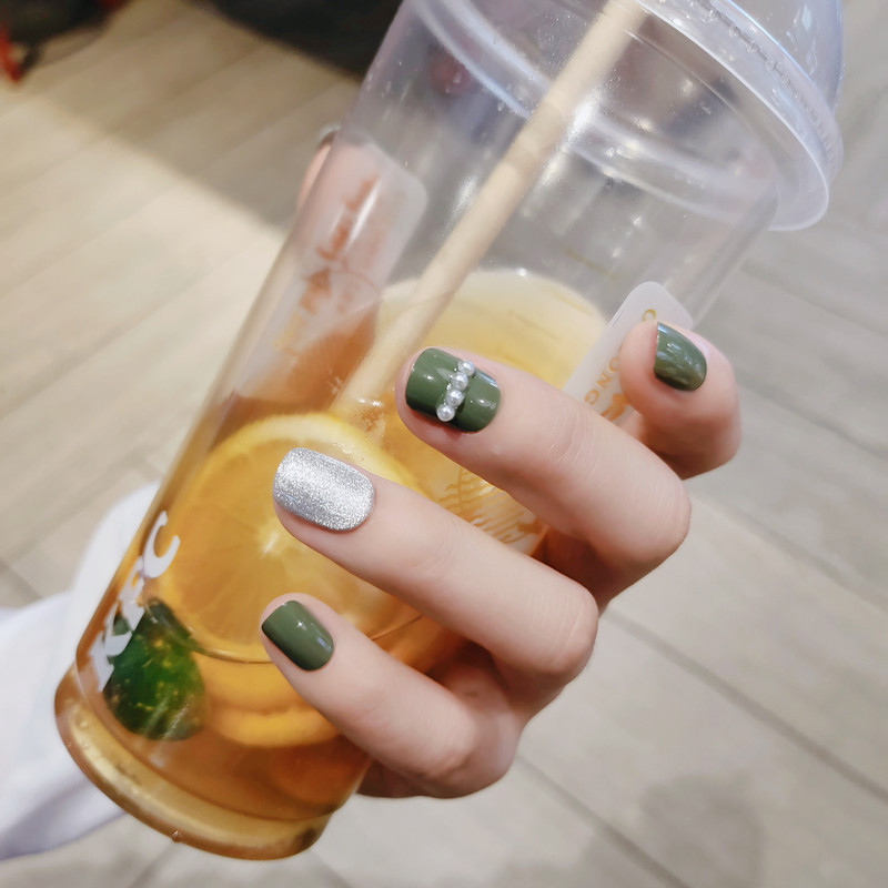 a120豆蔻年华短款晶石豆绿色美甲成品时尚清新假指甲贴片工厂批发
