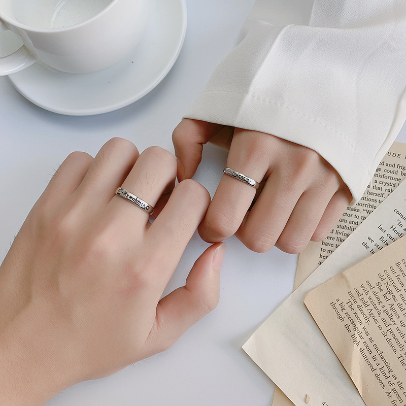 ins风浪漫英文字母情侣戒指惺惺相惜寓意男女对戒情人节手饰礼品