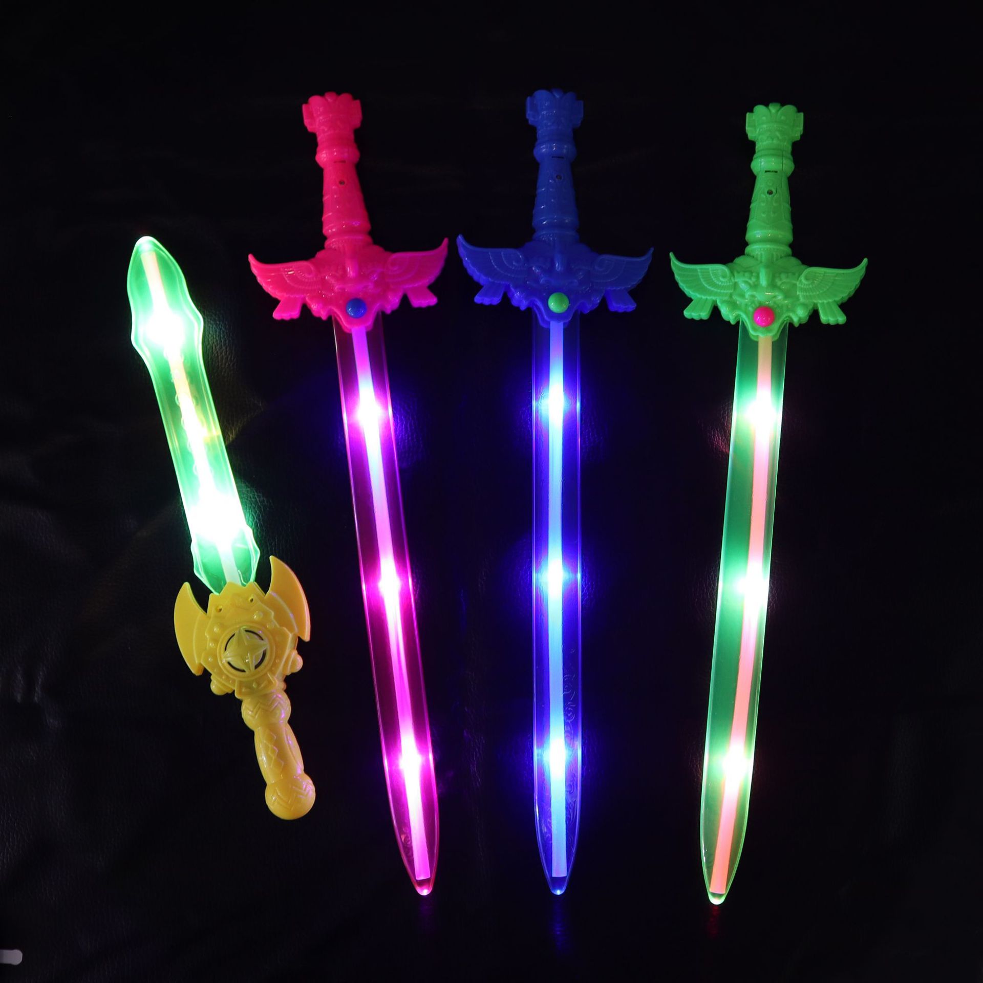 地摊热卖大号发光宝剑玩具音乐感应发声七彩闪光宝剑夜市地摊玩具