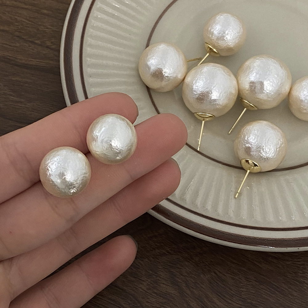 棉花珍珠耳钉女秋冬新款复古独特耳环简约轻奢高级感温柔气质耳饰