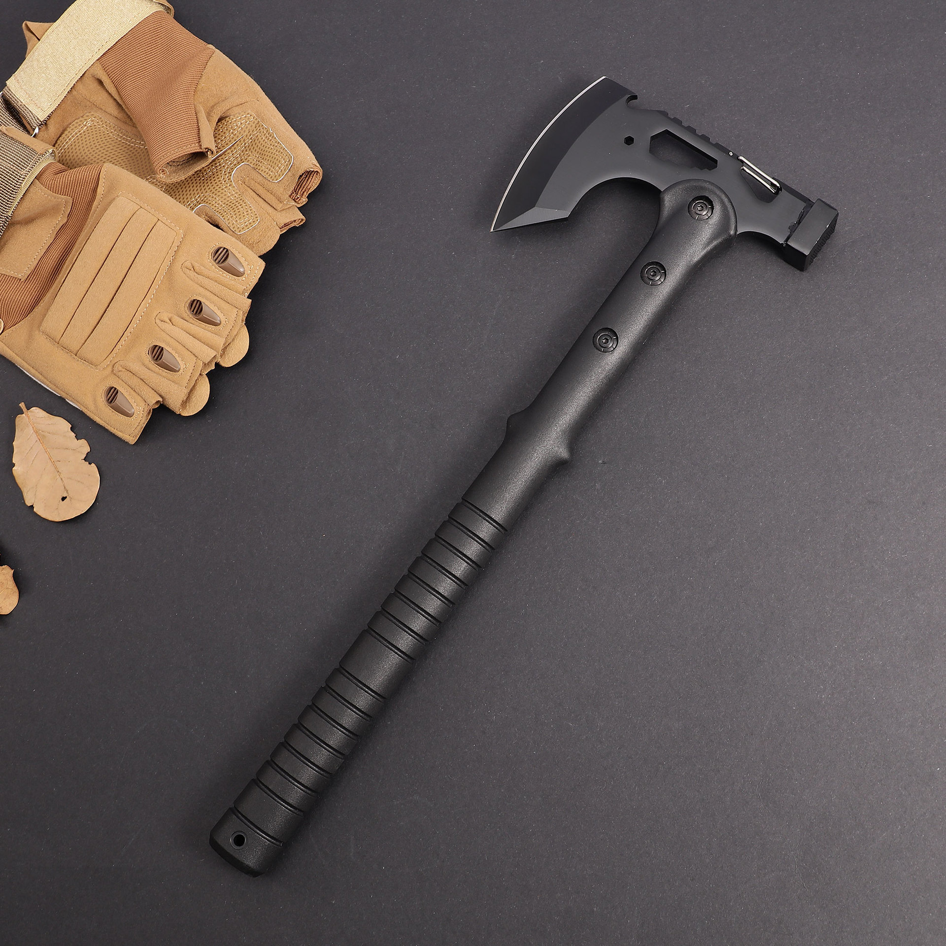 跨境户外多功能战术工兵斧头劈柴防身手斧砍树劈柴开山斧野营斧