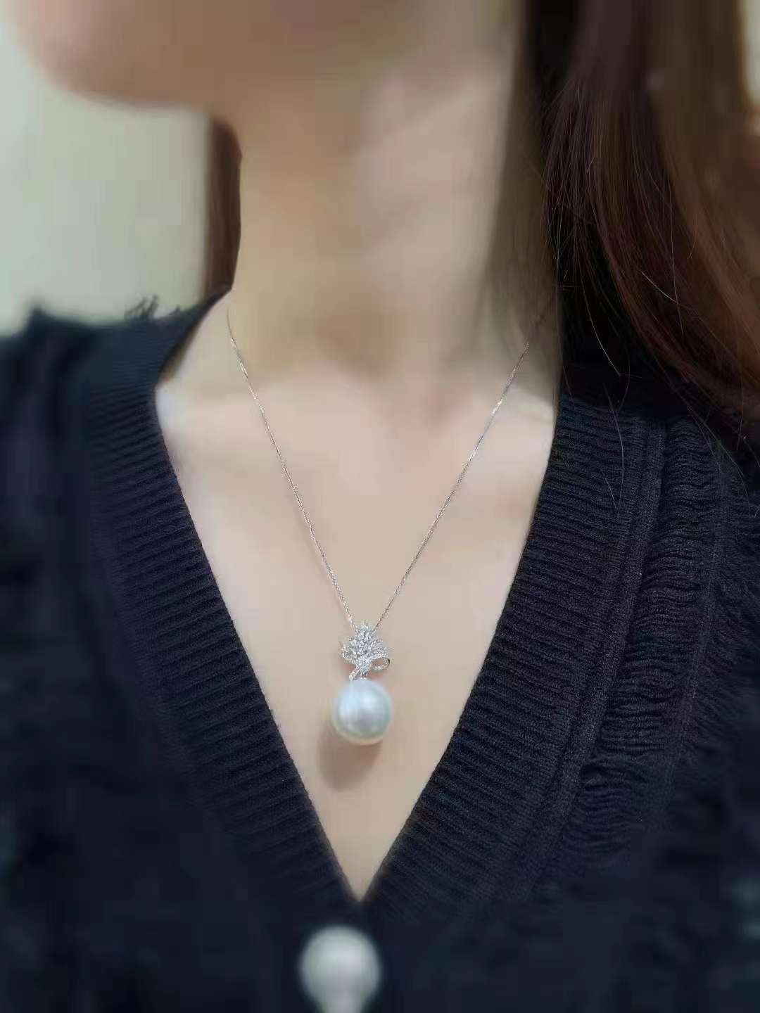 戴妃款18k金钻石镶嵌真金真钻海水澳白的珍珠项链吊坠女士项饰