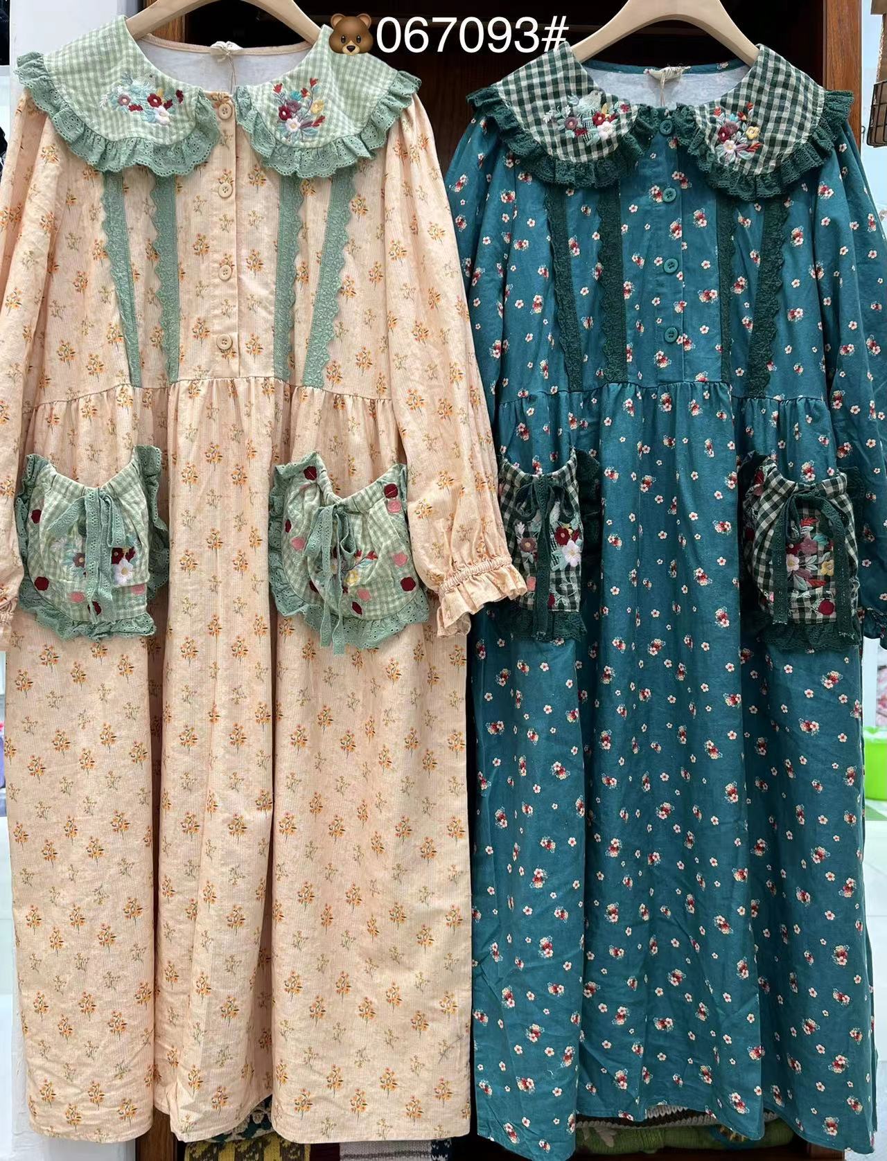 熊姑娘2023秋季新款女翻领日系棉麻连衣裙百搭女裙印花长袖裙子