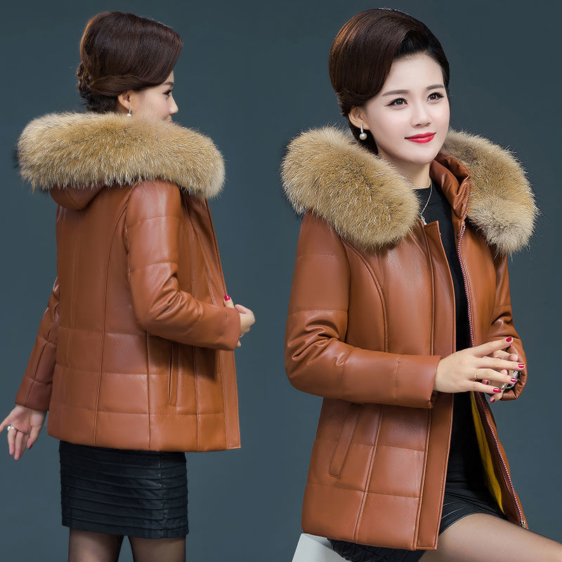 中老年皮衣女冬装皮棉衣短款大码连帽妈妈装pu皮外套棉服加厚皮袄