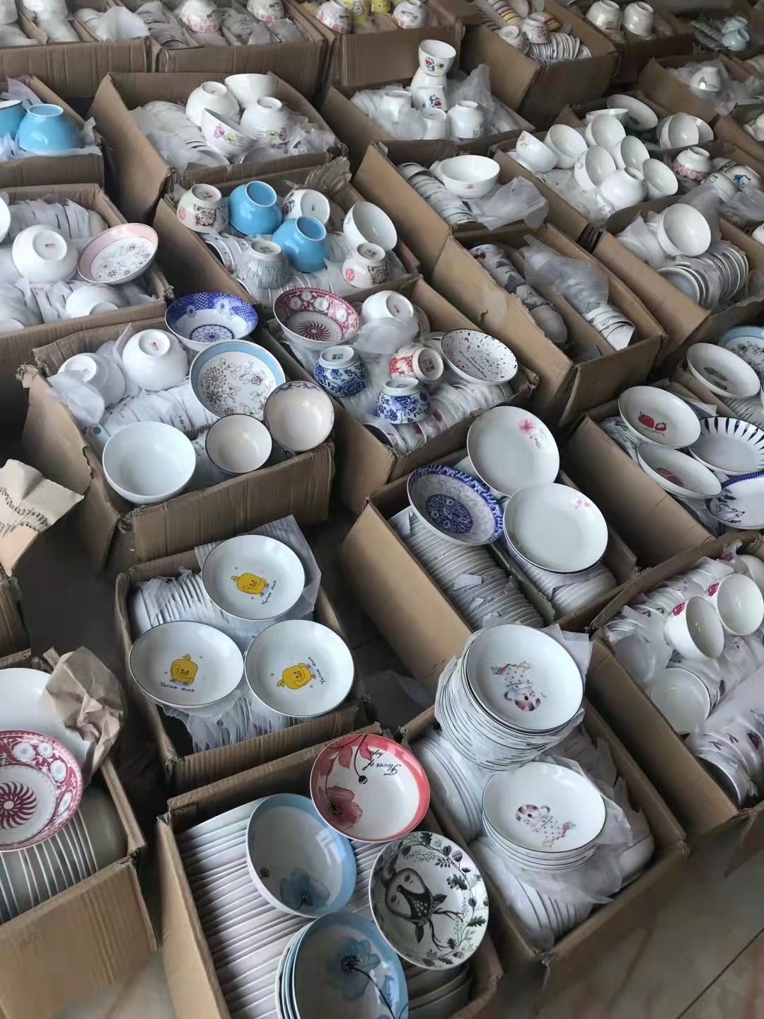 1元陶瓷碗 盘子 地摊碗 2元店 碗碟子 便宜陶瓷碗 库存 陶瓷碗