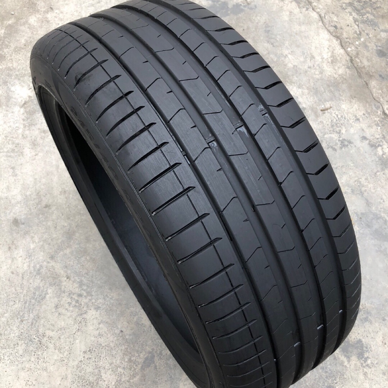 二手倍耐力轮胎245/40zr19 pz4适用捷豹xfl 奔驰cls原装 大众cc