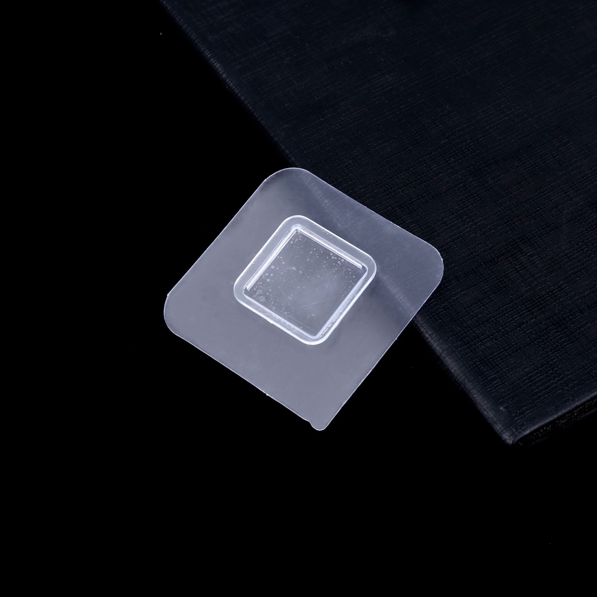 无痕方形扣防滑粘贴方形纸巾盒卡扣胶贴卫生间浴室无痕贴现货批发