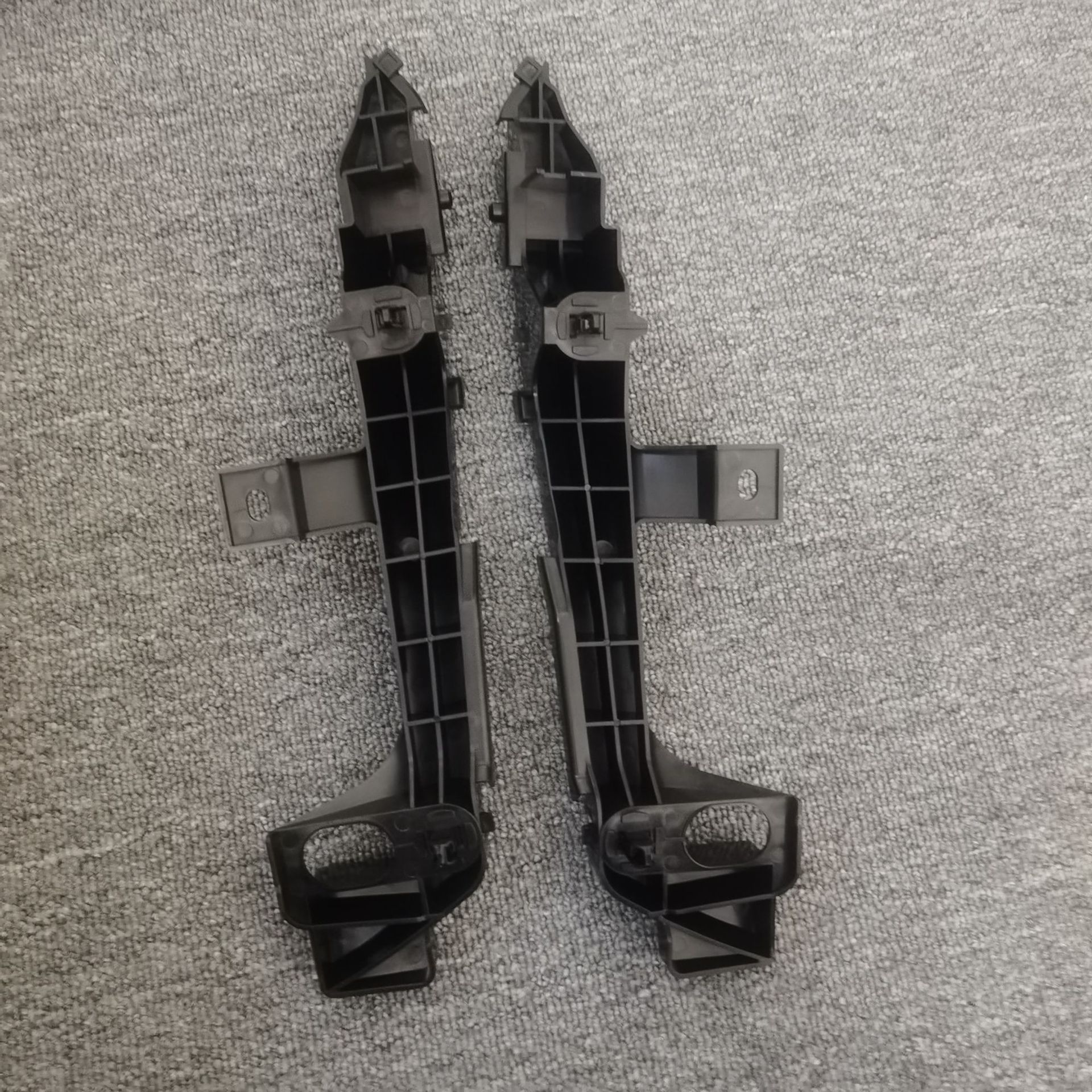 霸道普拉多lc120原装全新前杠固定支架 前保险杠支架前杠固定卡扣