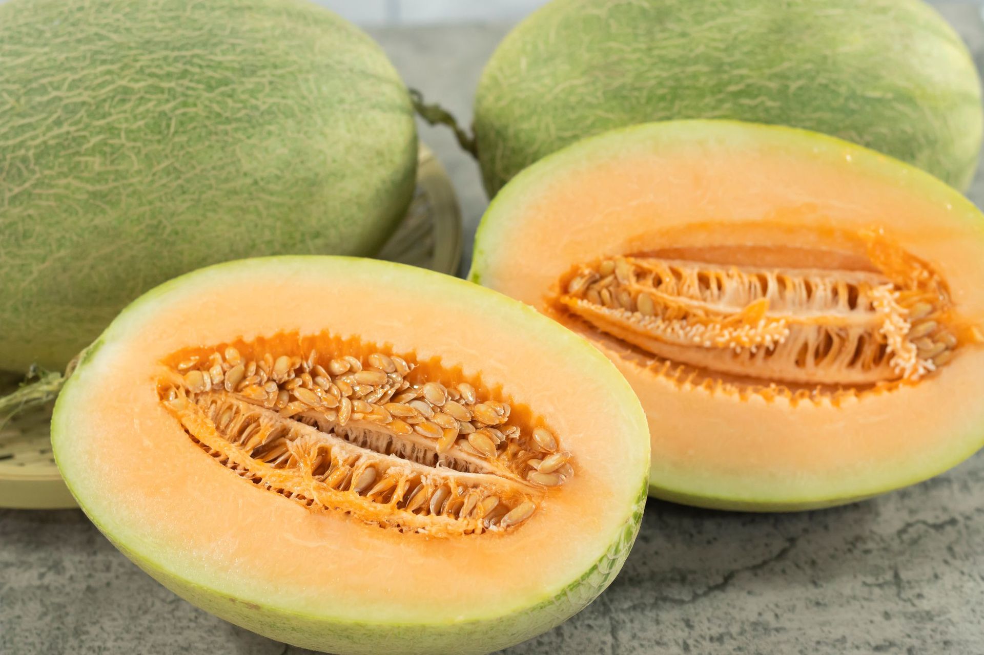 产地货源海南蜜瓜晓蜜25号哈密瓜3斤1个装新鲜甜蜜瓜批发应季瓜果