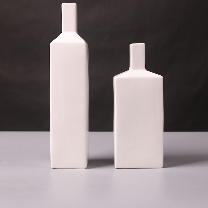 厂家新款跨境方形瓶 花瓶型复古风哑光陶瓷空酒瓶黄酒薏仁酒果酒