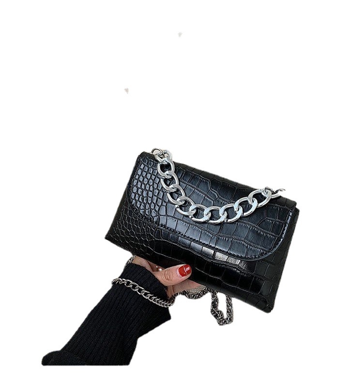 French Volkswagen Design Bag Crocodile Pattern Chain Underarm Bag Retro Personalized Bag Simple Bag Shoulder Crossbody Bag Fashion