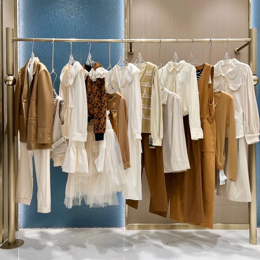 苏昔2023秋冬 可可尼女装实体直播货源 纳纹撤柜正品尾货清仓货源