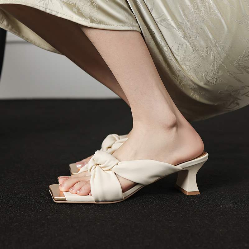 心动旋律~ 交叉绑带露趾一字拖女外穿轻便百搭粗高跟凉拖鞋-阿里巴巴