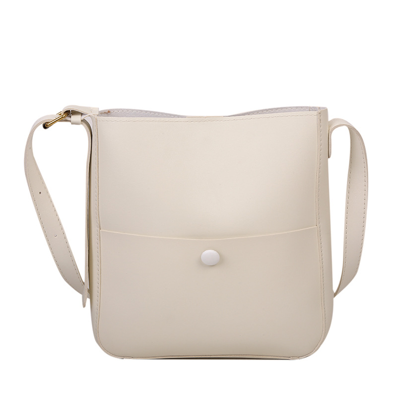 Retro Large Capacity Bag for Women Summer 2021 New Fashion Underarm Bag Simple Textured Bucket Bag Messenger Bag