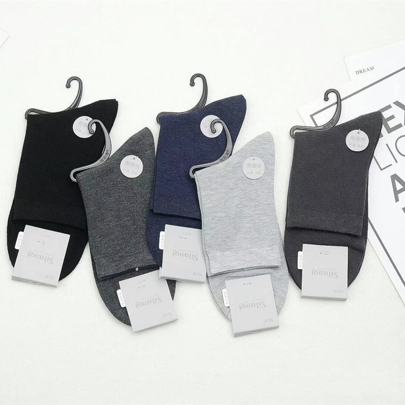 桑蚕丝柔软透气防臭不起球全棉司纶祺男袜子春秋男士吸汗中筒