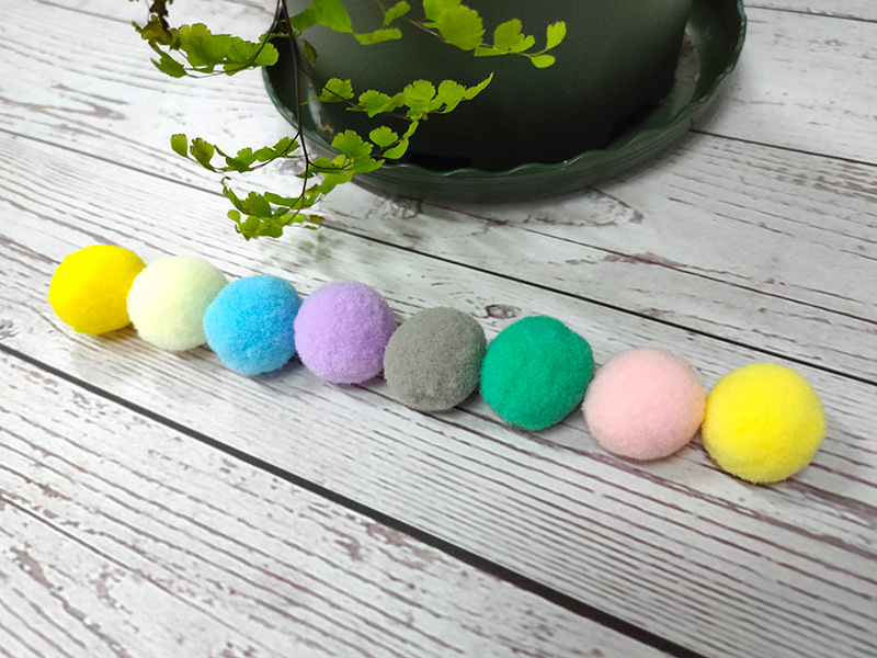 彩色棉球 猫玩具