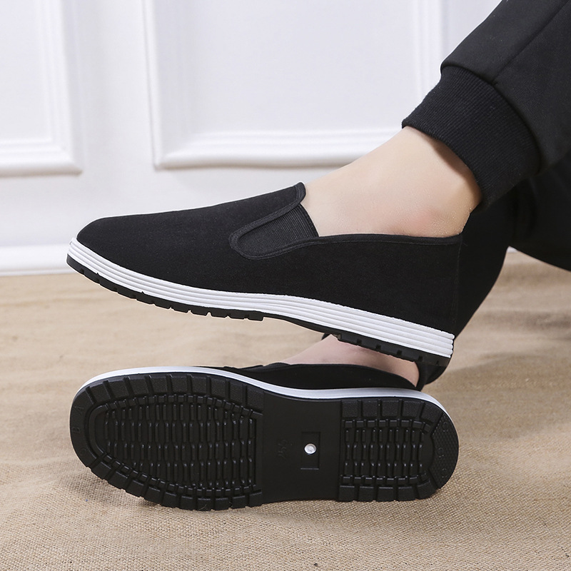 Spring and Autumn Old Beijing Cloth Shoes Soft Bottom Non-Slip Wear-Resistant Work Black Cloth Shoes Men and Women Slip-on Daddy's Shoes for the Senior Generation Hair