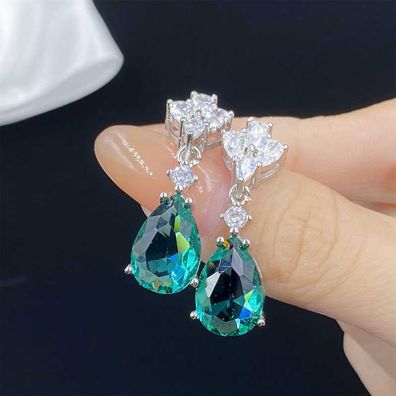 复古镶嵌水滴形祖母绿色高碳钻耳坠女奢华时尚仿真绿宝石耳钉耳环