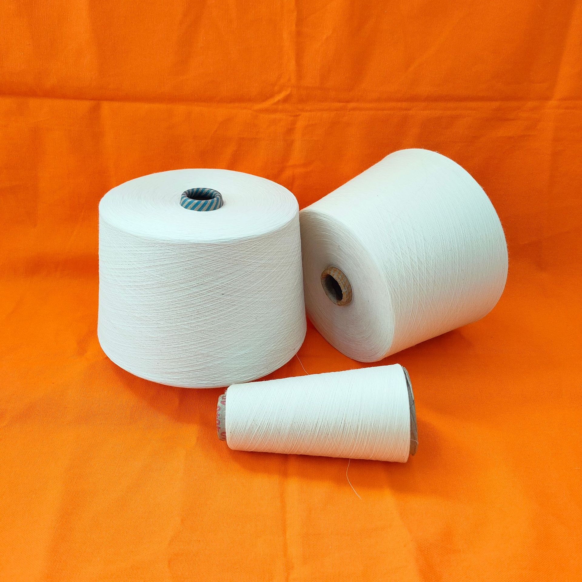 再生棉粘纱50/50 涤粘纱涡流纺粘胶纱棉粘色纺纱实体厂家量大批发