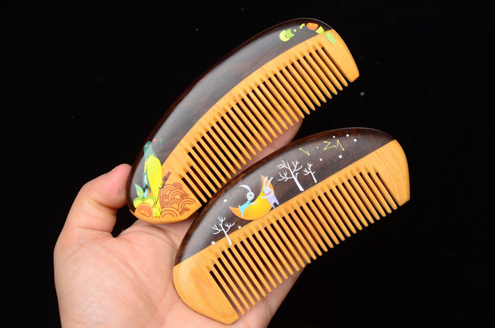 高端礼品梳子 黑檀木黄杨木拼接彩绘动物造型木梳 防静电实木梳子