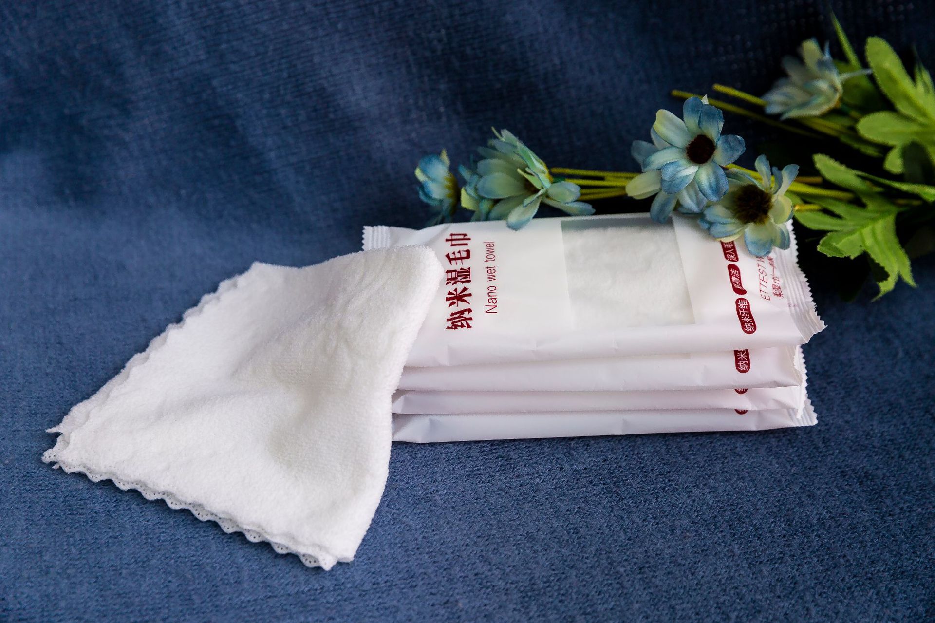 酒店餐饮一次性消毒湿毛巾饭店宾馆独立小包装现货通用小毛巾批发