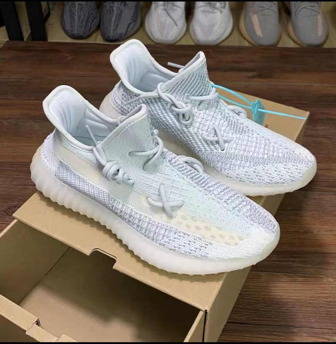 椰子鞋 莆田350v2真爆满天星男女款冰蓝 黑生胶跑步鞋