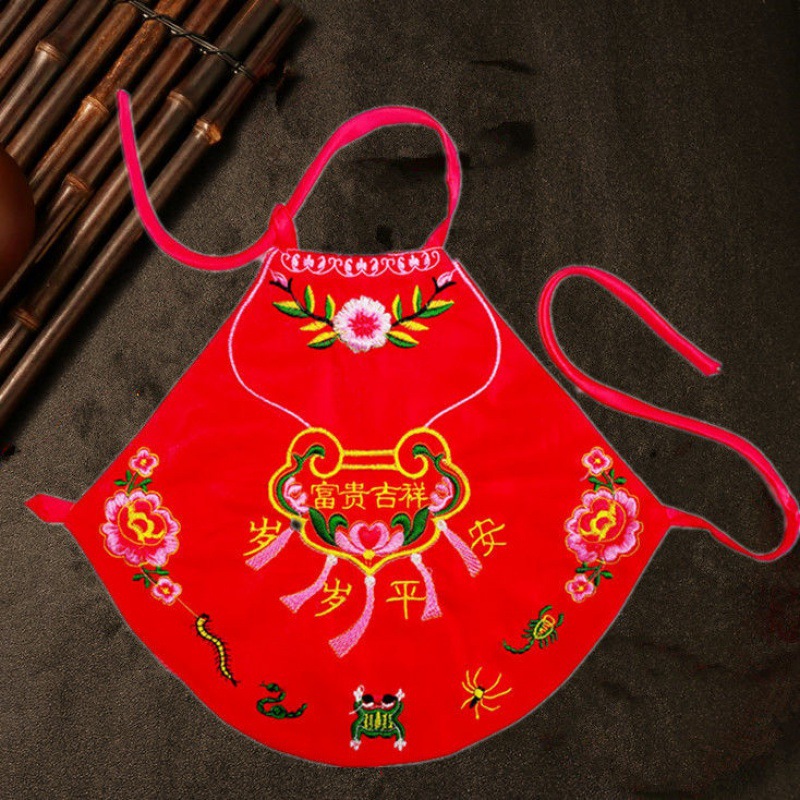 宝宝绣花肚兜薄棉五毒护肚兜兜衣婴儿长命锁肚围百天周岁拍照服一件