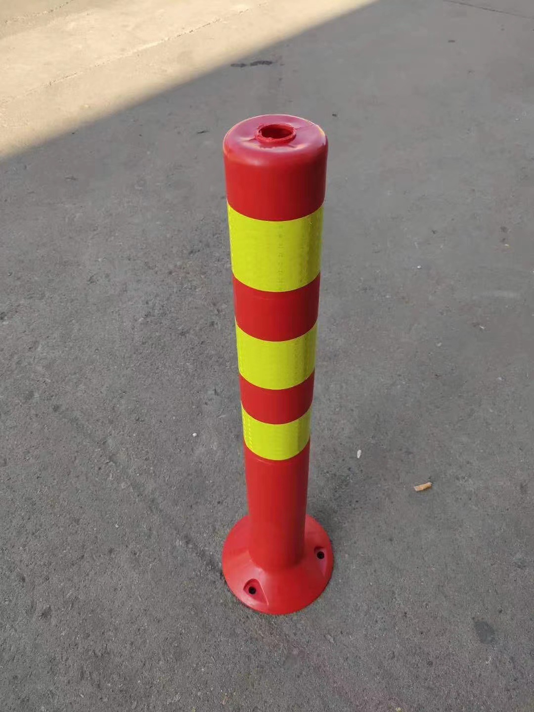 陕西西安工程施工隔离红色黄色塑料pe弹性警示柱弹力柱-阿里巴巴