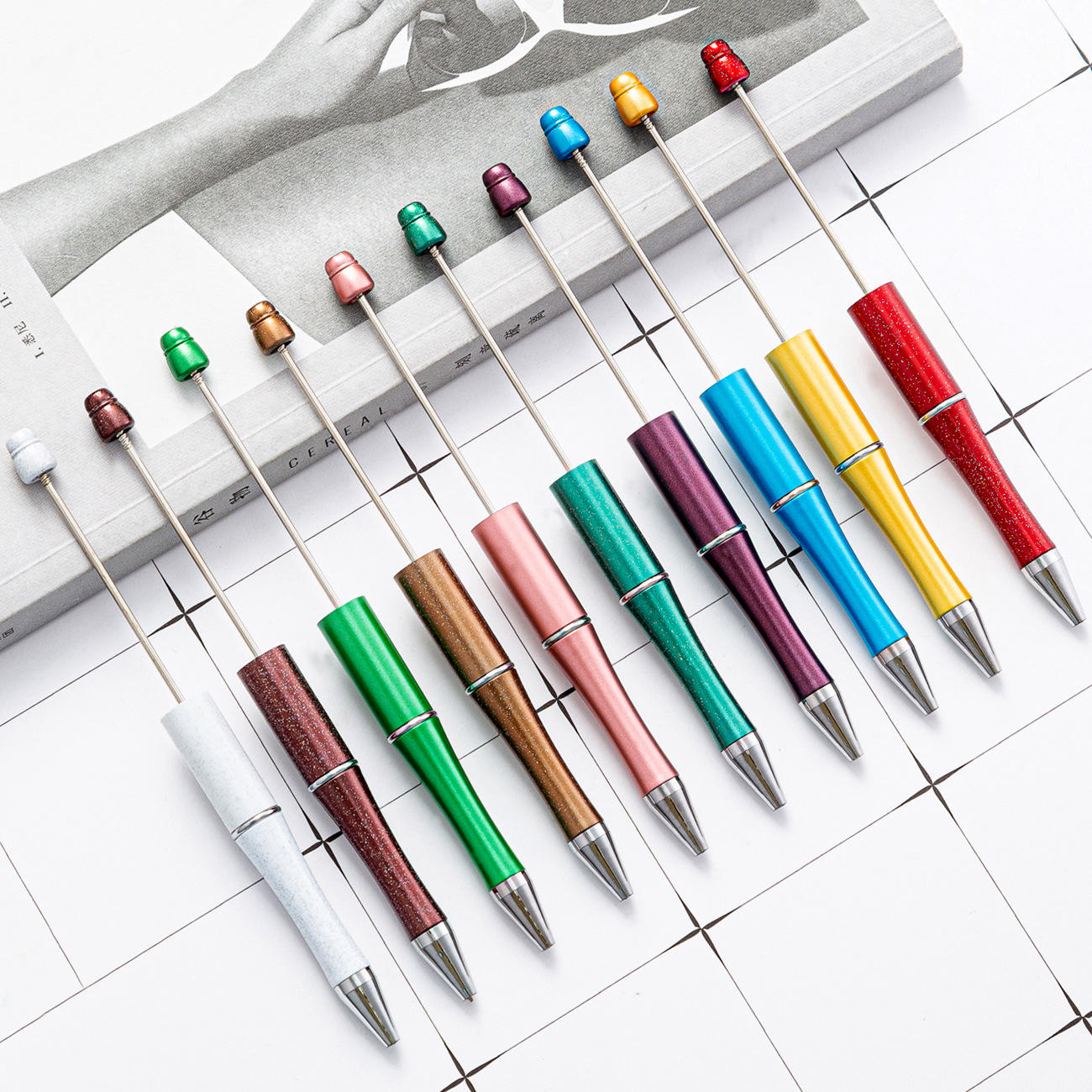 diy串珠笔厂家直销学生创意diy手工珠子笔多色塑料圆珠笔现货批发