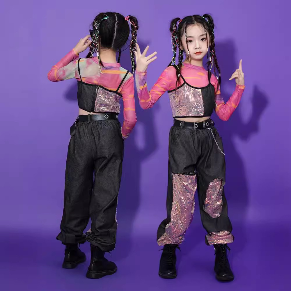 儿童街舞时尚表演爵士舞蹈走秀模特舞蹈女孩六一儿童节装扮表演秀