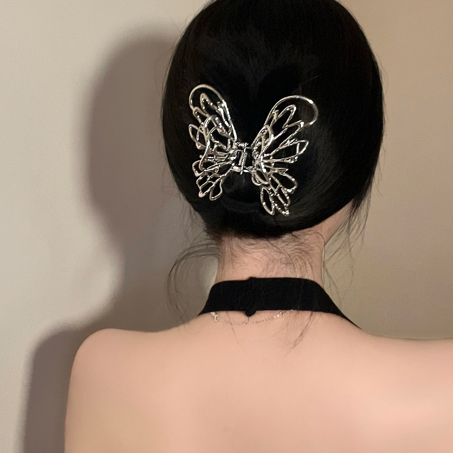 金属蝴蝶发夹女后脑勺小众抓夹大号鲨鱼夹高级感结盘发抓夹子头饰