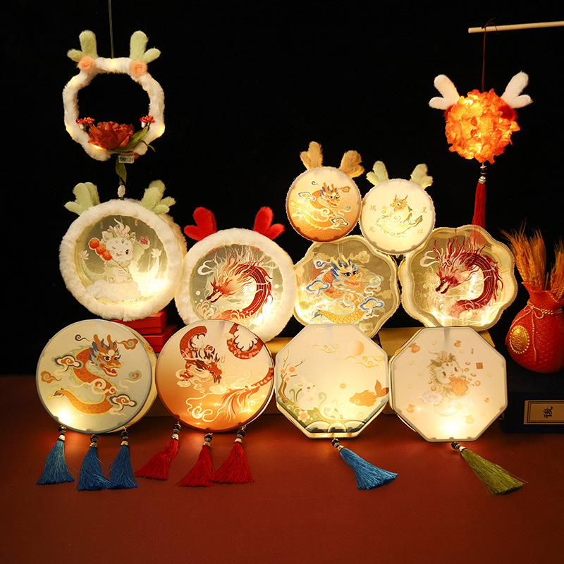 Spring Festival Lantern Creative Chinese New Year Ancient Style Lion GD Festive Lantern Portable Lantern Hanfu Handmade Dragon Lantern