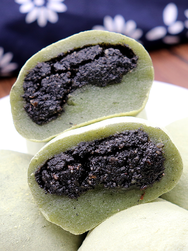 宁波特产纯手工现做米鸭蛋艾草清明果青团子糯米糍粑松花麻糍糕点