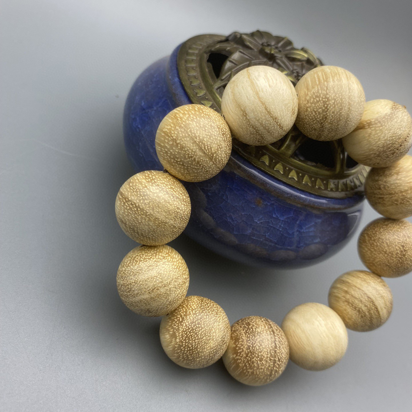 厂家批发直播供货佛珠手串奶香木念珠木质文玩手链男女送礼收藏品