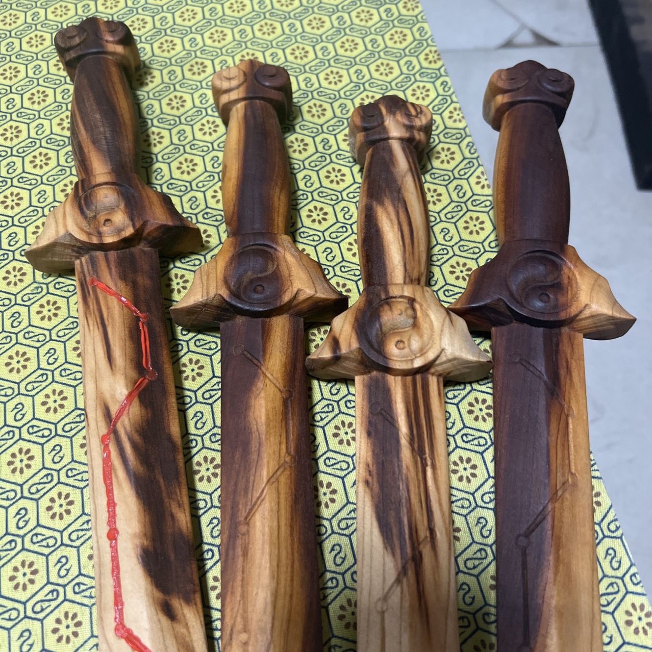 紫薇讳桃木剑天然桃木剑挂件原木桃木吊坠儿童桃木剑木雕-阿里巴巴