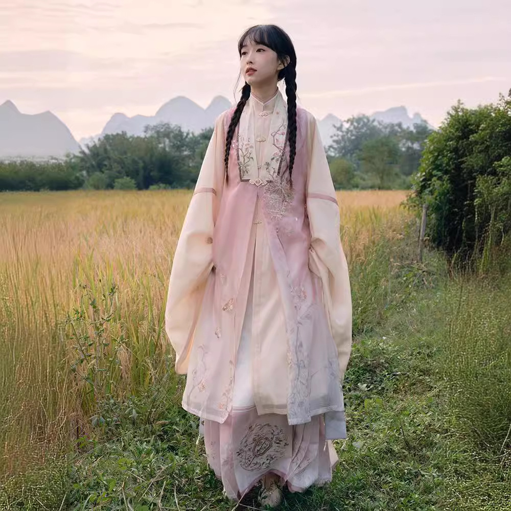 新款古装明制汉服鹊踏枝绣花立领长衫长比甲马面裙日常套装秋冬款
