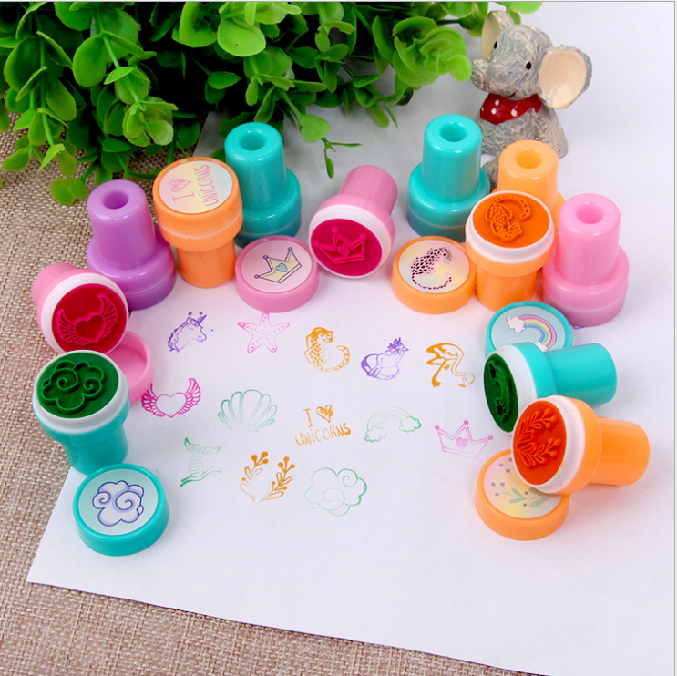 新款26个卡通儿童印章套装独角兽可爱幼儿园老师奖励小学生彩色章