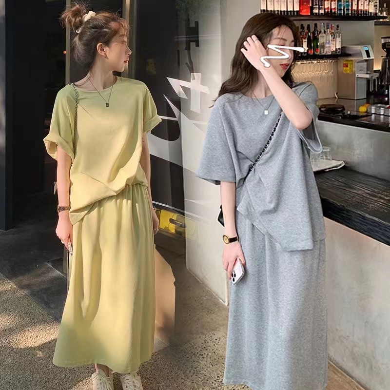 Summer Clear Younger Green Casual Two-Piece Suit Solid Color Short-Sleeved T-shirt + Mid-Long Slim Skirt Sports Suit