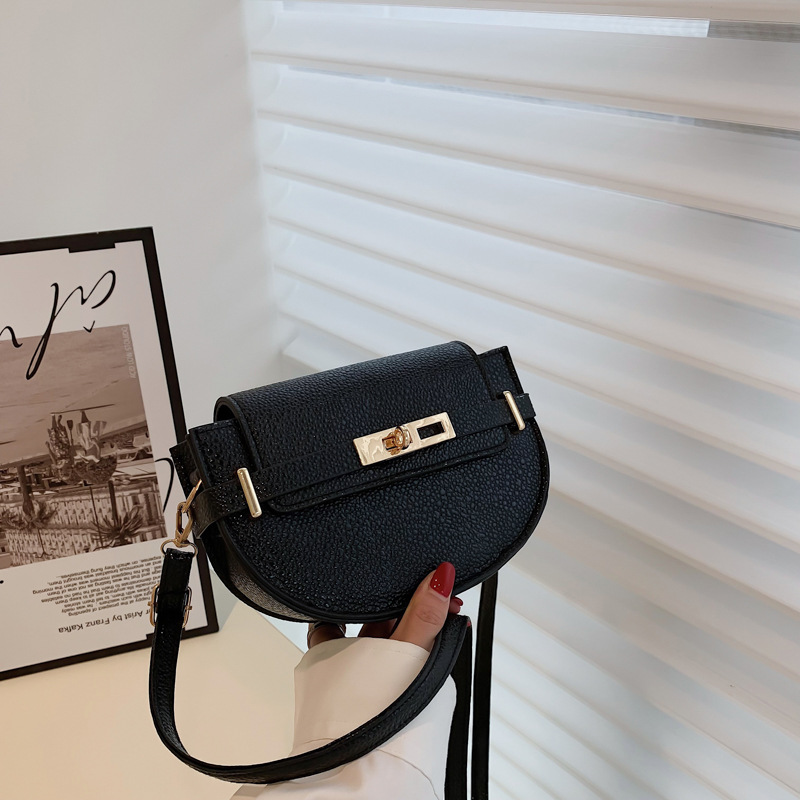 Fashion Pu Shoulder Bag 2022 Autumn and Winter Design Texture Trend Metal Small Square Bag Daily Commuter's All-Matching Crossbody Bag