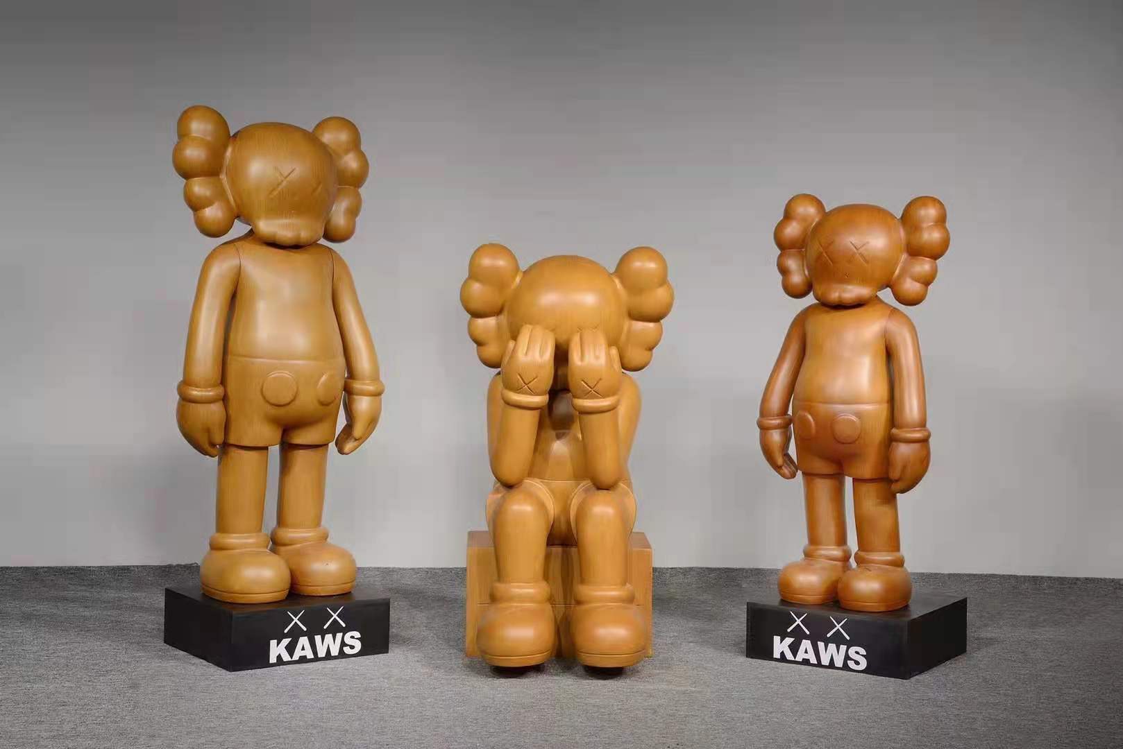 玻璃钢网红潮流kaws芝麻街公仔雕塑卡通积木熊商场大型暴力熊摆件