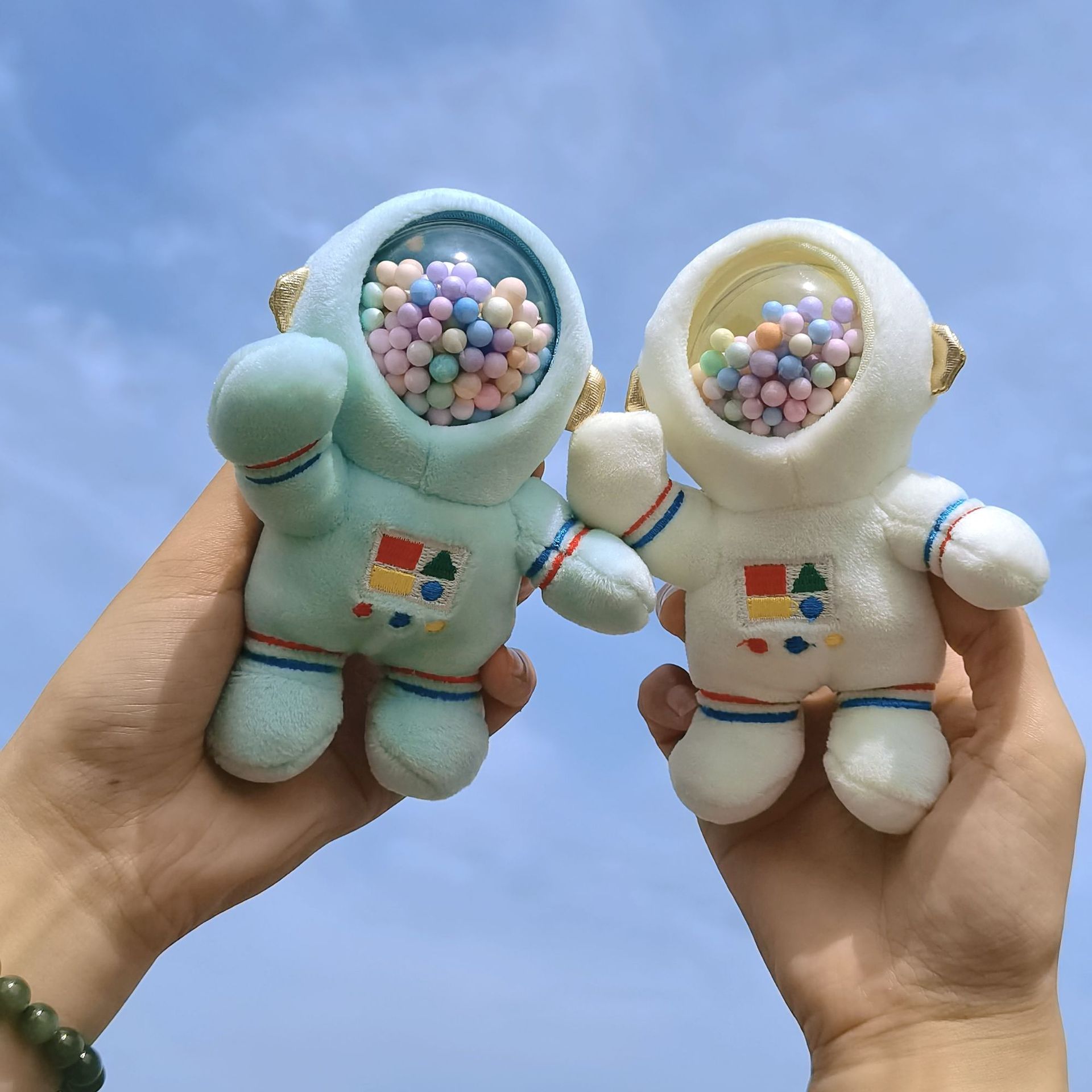 宇航员钥匙扣毛绒挂件可爱太空人玩偶书包挂饰小礼物毛绒玩具娃娃