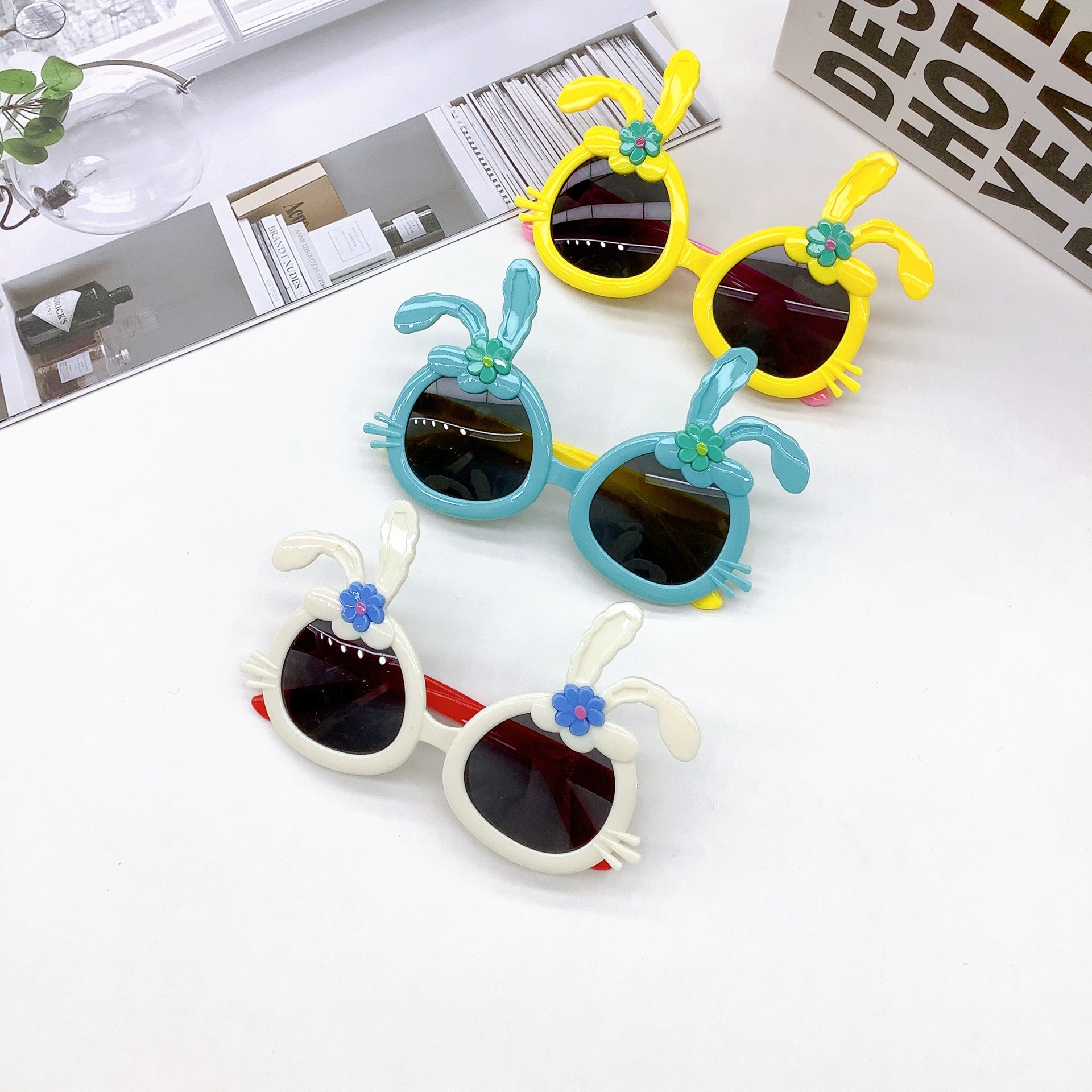 New Bunny Cute Kids Sunglasses Super Cute Baby Cartoon Glasses Bunny Trendy Sun-Shade Glasses Glasses