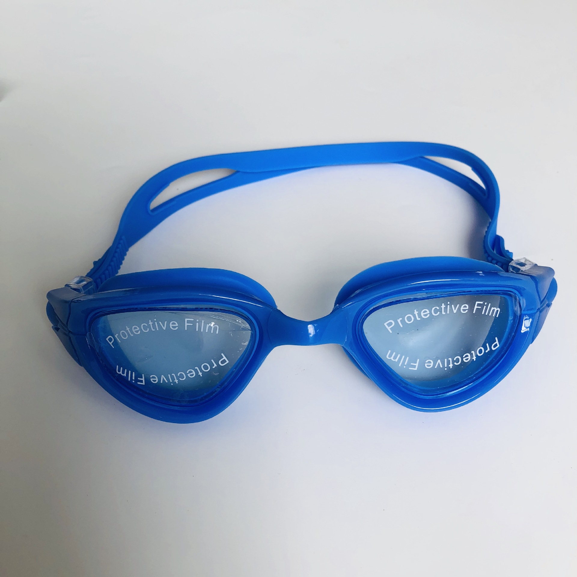 新款防雾防水成人盒装游泳镜潜水透明平光硅胶游泳眼镜批发