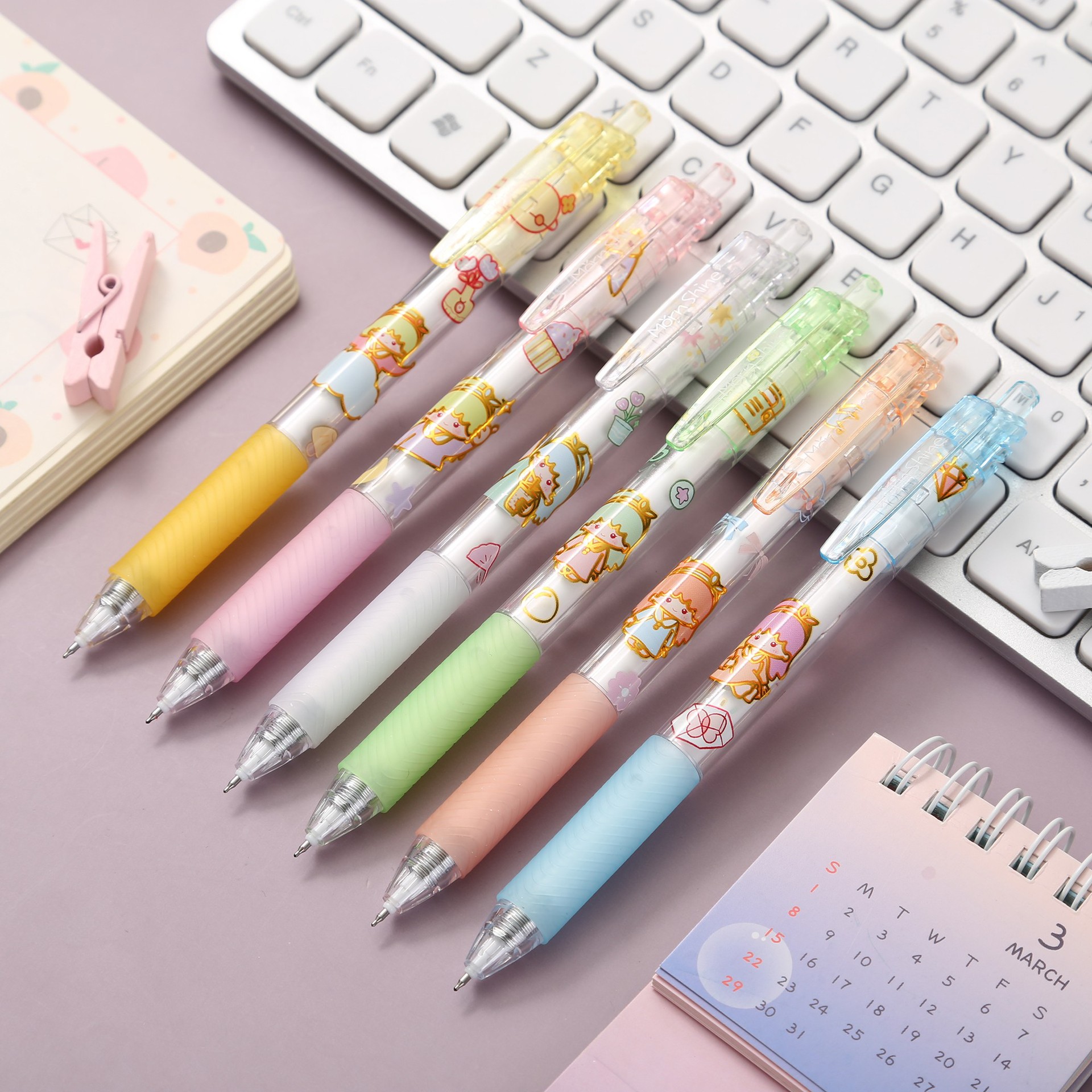 晨兮西西公主中性笔可爱小女孩烫金印花黑笔细尖锥笔头按压水性笔