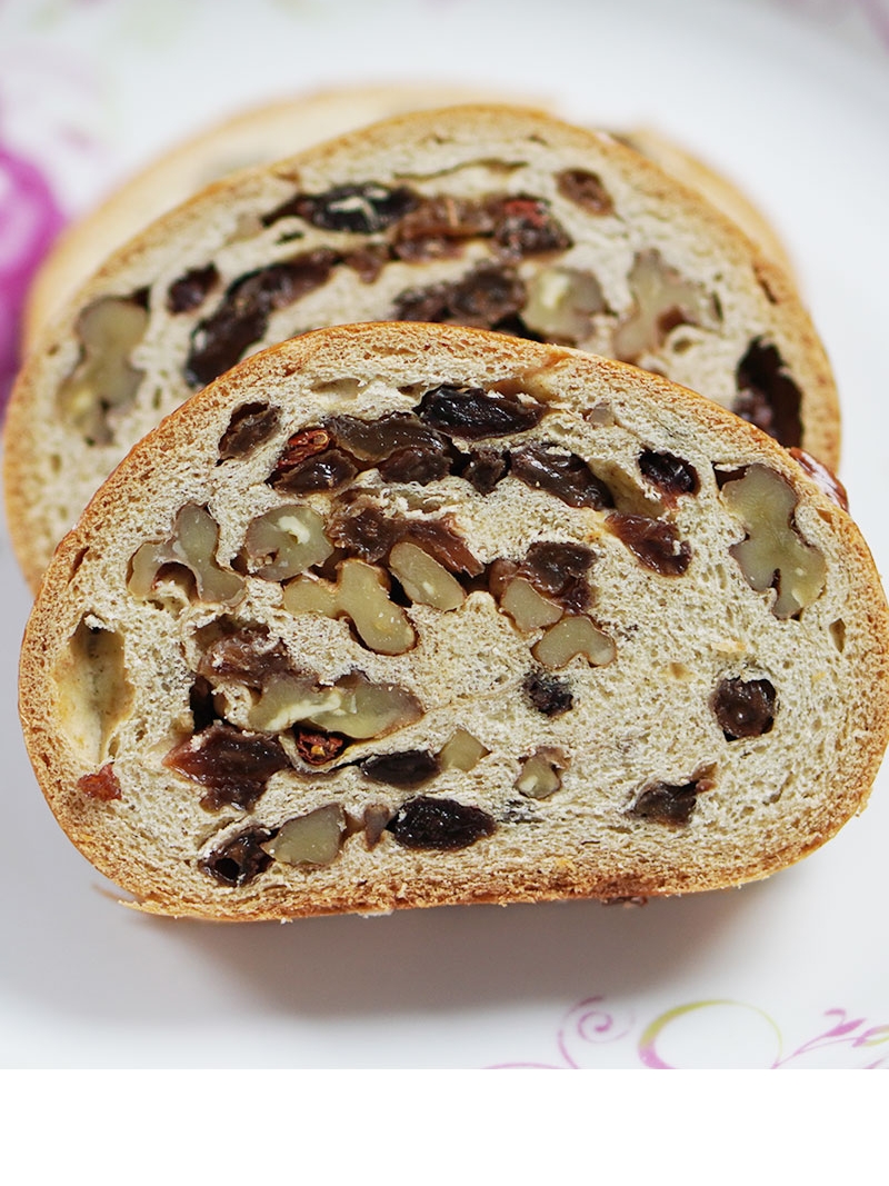 新疆特产黑裸麦大列巴面包1000克俄罗斯代餐营养食品葡萄干核桃仁