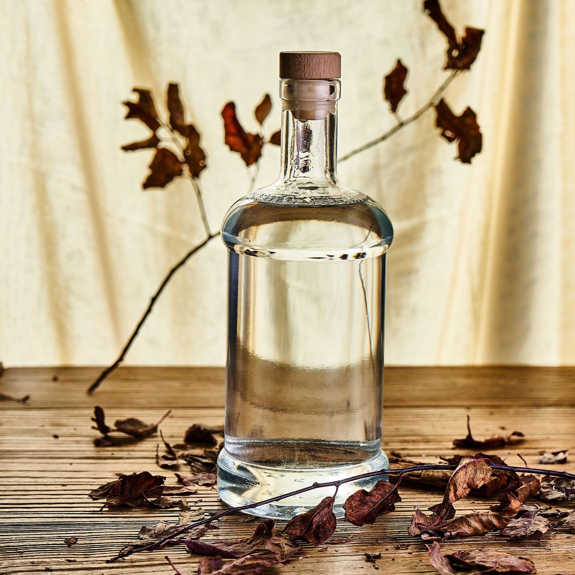 外贸480ml烈酒瓶透明威士忌伏特加玻璃瓶可自定义标签