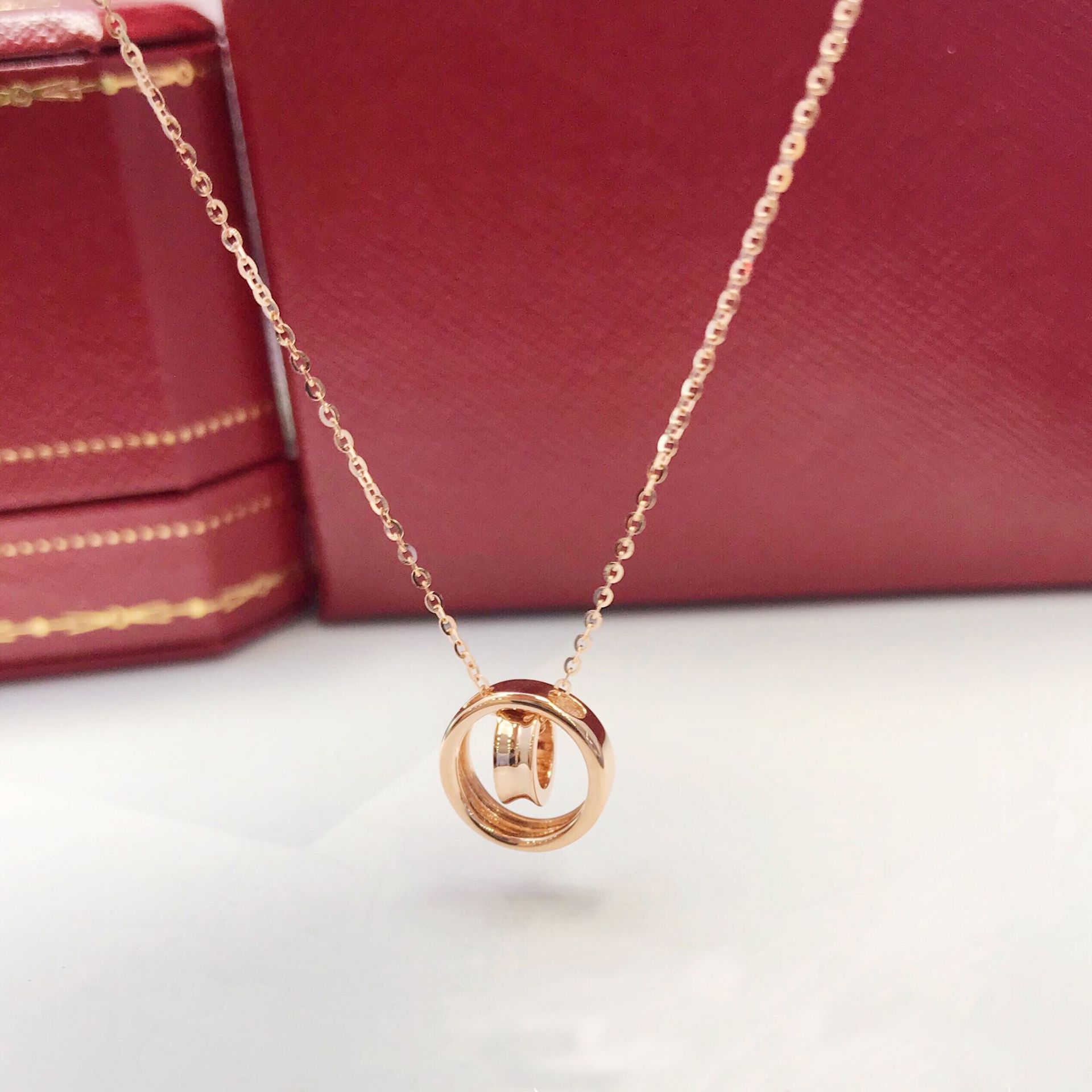 正品18k金潮流双环玫瑰金锁骨项链au750彩金套链女韩版时尚吊坠女