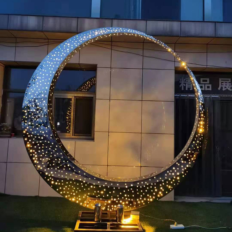 厂家不锈钢月亮雕塑镂空发光制作金属纯手工铁艺雕像订摆件